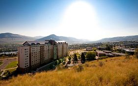 Residence & Conference Centre - Камлупс Exterior photo