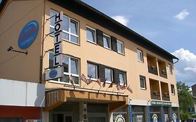 Alpen.Adria.Stadthotel Клагенфурте Exterior photo