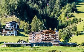 Отель Rainell Dolomites Retreat Ортизеи Exterior photo