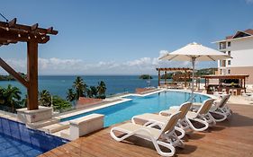 Hacienda Samana Bay Hotel Exterior photo