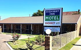 Highway Inn Motel Хэй Exterior photo