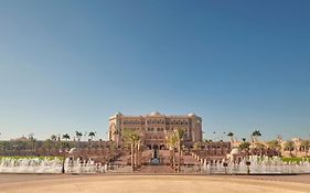 Отель Emirates Palace Mandarin Oriental, Абу-Даби Exterior photo