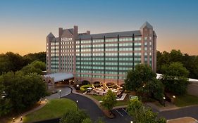 Отель Hilton Atlanta Northeast Норкросс Exterior photo