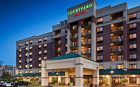 Отель Courtyard By Marriott Bloomington Mall Of America Exterior photo