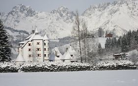 Отель Schloss Muenichau Райт-бай-Кицбюэль Exterior photo