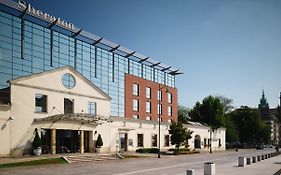 Отель Sheraton Grand Краков Exterior photo