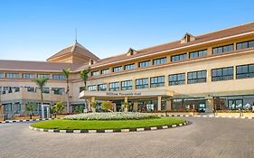 Отель Hilton Pyramids Golf 6th of October City Exterior photo