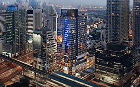 Отель Four Points By Sheraton Bangkok Ploenchit Exterior photo