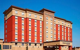 Отель Four Points By Sheraton Edmonton Gateway Exterior photo