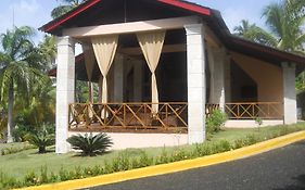 Tambora Beach Suites Punta Balandra Exterior photo