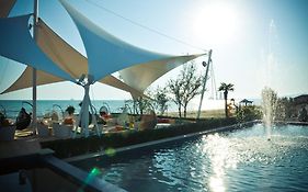 The Crescent Beach Hotel Баку Exterior photo