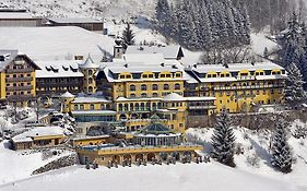 Hotel Pichlmayrgut Шладминг Exterior photo