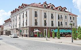 Отель Optima Collection Каменец-Подольский Exterior photo