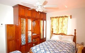 Отель  Новый Краун-Пойнт Room photo