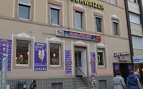 Hotel Drei Schweizer Нойвид Exterior photo