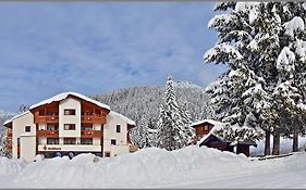 Ski Residence Сан-Мартино-ди-Кастроцца Exterior photo