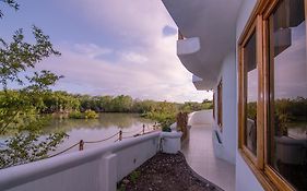 Lava Heron Galapagos Apartment Пуэрто-Айора Exterior photo