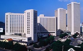 Отель Beijing Landmark Towers Exterior photo