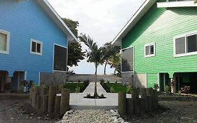 Serenity Beach Cottages Ютила Exterior photo