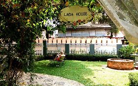 Bed and Breakfast Lada House Лампанг Exterior photo