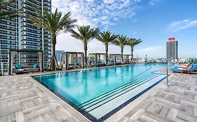 Luxurious Hyde Resort Apartments Голливуд Exterior photo