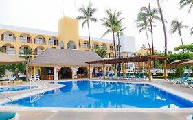 Costa Alegre Hotel & Suites Ринкон-де-Гуайябитос Exterior photo