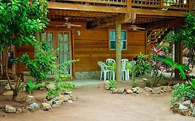 Апартаменты Blue Island Divers Casa Descanso Сэнди-Бей Exterior photo