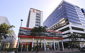 Отель Red Planet Manila Aseana City Exterior photo