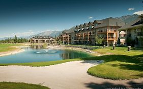 Bighorn Meadows Resort Рейдиум-Хот-Спрингс Exterior photo