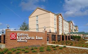Hilton Garden Inn Олбани Exterior photo