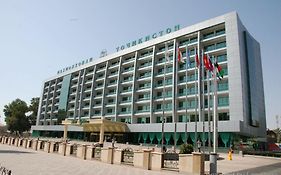 Hotel Tojikiston Душанбе Exterior photo