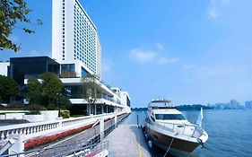 White Swan Hotel Гуанчжоу Exterior photo