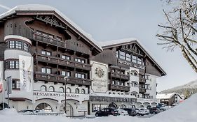Das Kaltschmid - Familotel Tirol Зеефельд в Тироле Exterior photo