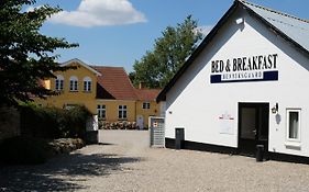 Benniksgaard Bed & Breakfast Гростен Exterior photo