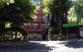 Hotel Villa Robinia Дженцано-ди-Рома Exterior photo