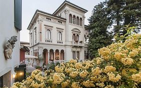 Villa Abbazia Relais & Chateaux Фоллина Exterior photo