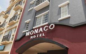 Monaco Hotel Сайберджая Exterior photo