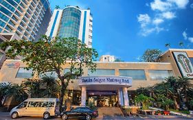 Yasaka Saigon Nha Trang Hotel & Spa Exterior photo