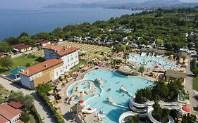 Отель Piani Di Clodia Holidaypark Лацизе Exterior photo