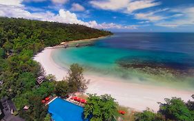 Bunga Raya Island Resort & Spa Пулау-Гайя Exterior photo