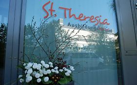 Ausbildungshotel St. Theresia Мюнхен Exterior photo