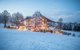 Rasmushof - Hotel Kitzbuehel Exterior photo