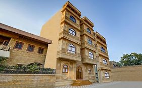 Отель Treebo Chandrangan Excellency, 1 Km From Jaisalmer Fort Exterior photo