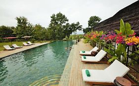 Villa Inle Boutique Resort Ньоншуэ Exterior photo