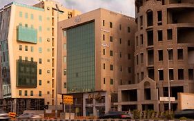 Mabet Al Tahlia Hotel Apartments Джедда Exterior photo