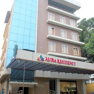 Отель Aura Residency Thrissur Exterior photo