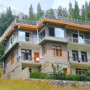 Отель Hunza Lounge Karimabad  Exterior photo