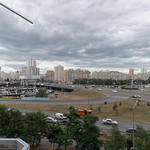 Апартаменты Комфортная квартира на метро Осокорки Киев Exterior photo