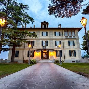 Hotel Villa La Bollina Серравалле-Скривия Exterior photo