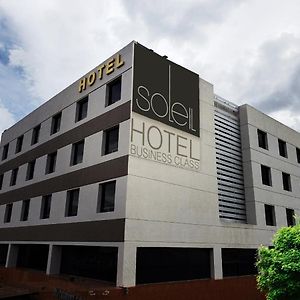 Hotel Soleil Celaya Селая Exterior photo